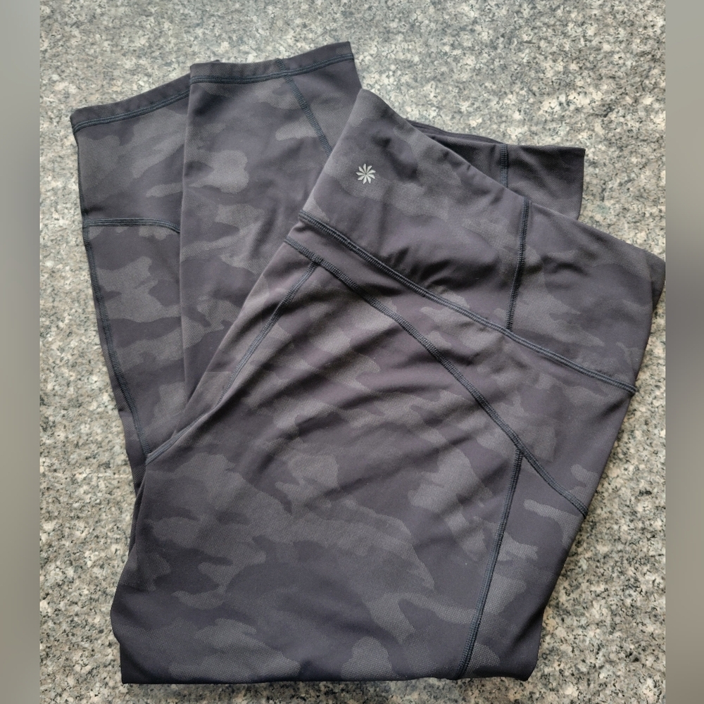 Athleta Reflective Camo Black Gray Leggings 3X Zip Pockets Athletic Workout Pant